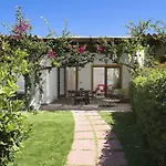 Hotel apartamentowy Cormoran Villasimius