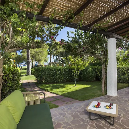 Cormoran شقة فندقية 4*