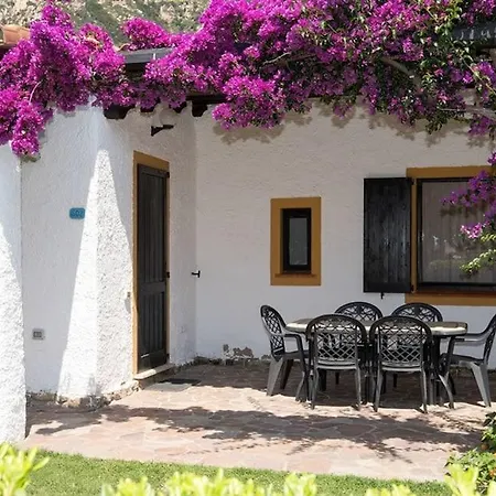 Cormoran Aparthotel Villasimius