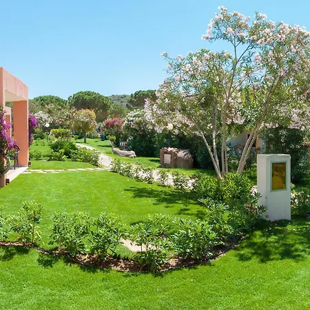 Aparthotel Cormoran 4*